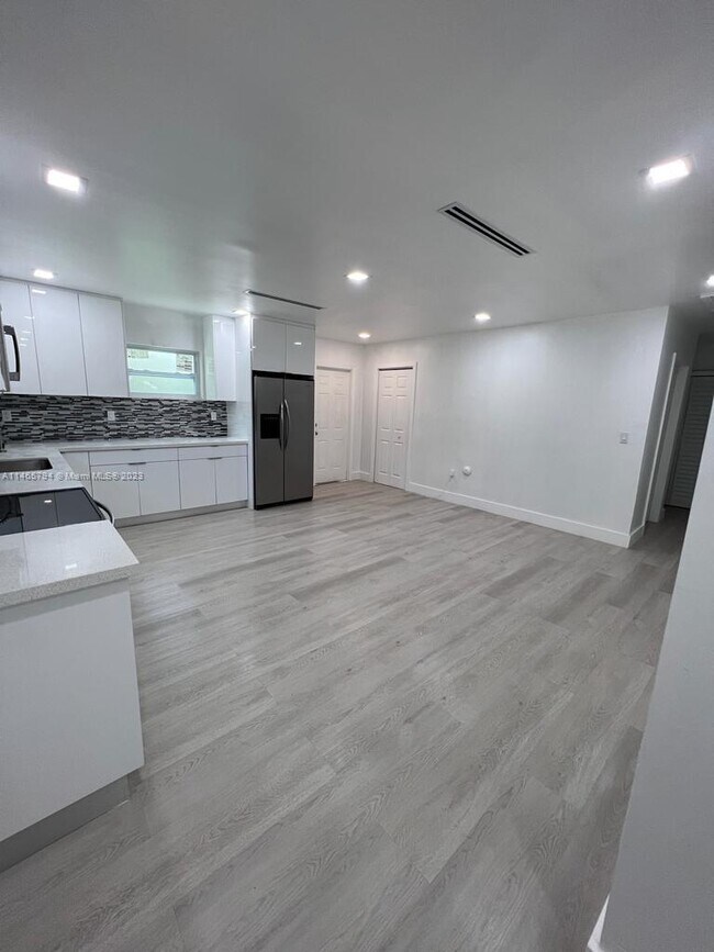 Building Photo - 2788 NW 48th St