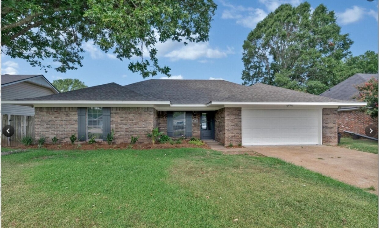 Foto principal - Heart of Bossier - Remodeled!