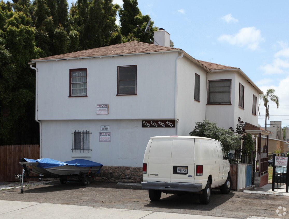 Primary Photo - 4272-4278 Menlo Ave