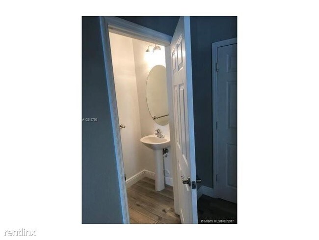 Foto del edificio - 11836 SW 26th Ct