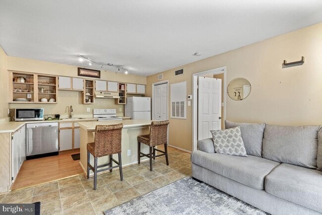 Building Photo - 3304 Wyndham Cir
