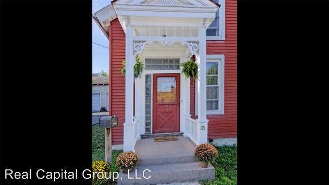 Foto del edificio - 3 br, 1.5 bath House - 70 Jackson Ave.