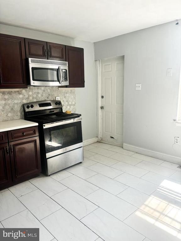 Building Photo - 3001 Arbor St