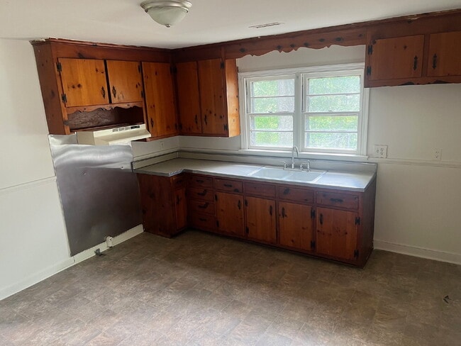 Foto del edificio - 3 Bedroom Rancher on Spacious Lot