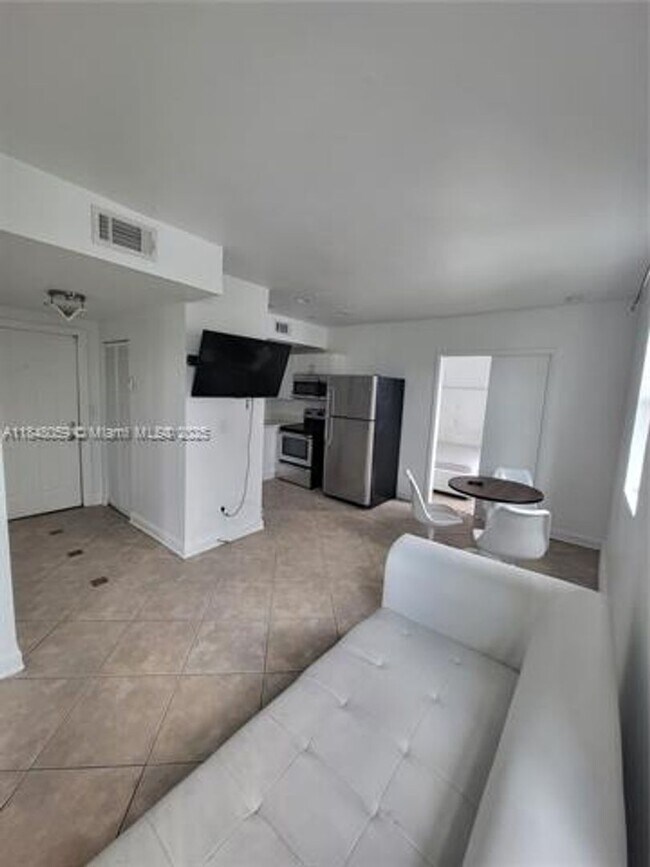 Foto del edificio - 1008 Jefferson Ave