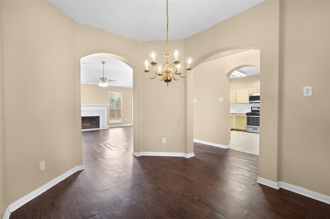 Foto del edificio - 17819 Scenic Oaks Dr