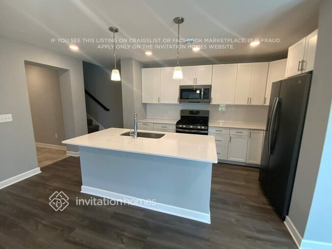 Foto del edificio - 10922 Glacier Ln N