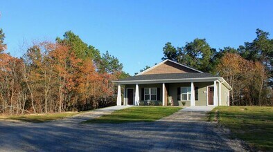 Building Photo - 102 Keylock Farm Rd