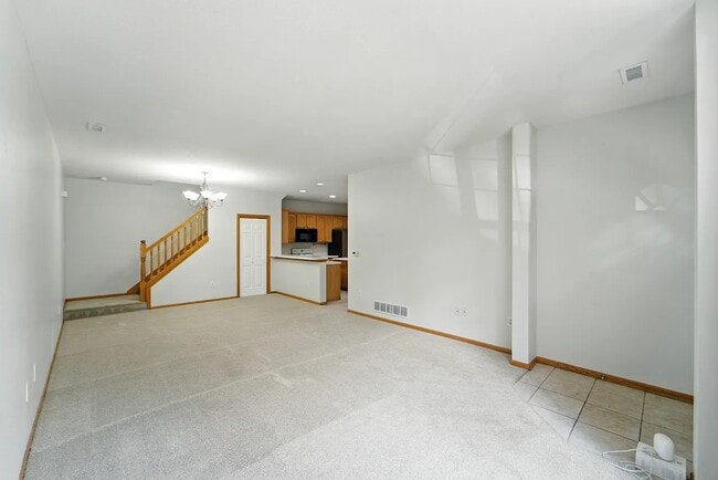 Foto del edificio - 277 S 79th St