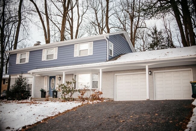 Foto del edificio - 1449 Jill Dr