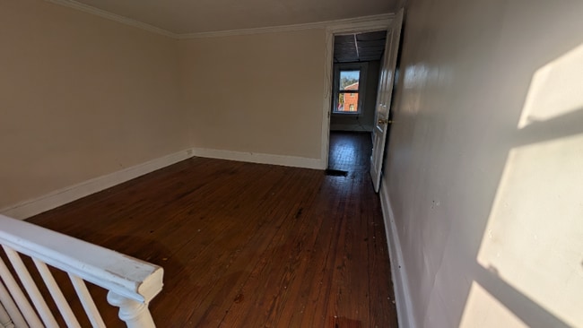 Building Photo - 376 Cherry St