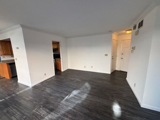 Foto del edificio - 3 Bedroom Townhome!