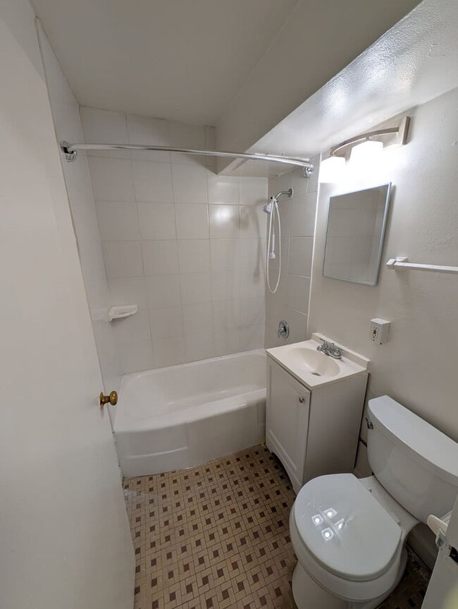Interior Photo - Sixteen53 Prospect Avenue