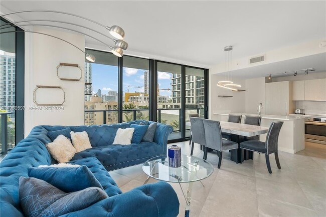 Foto del edificio - 501 NE 31st St