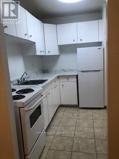 Photo du bâtiment - 945 Simcoe St N