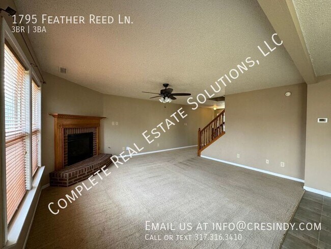 Foto del edificio - Now Showing this 3BR, 2 1/2BA home located...