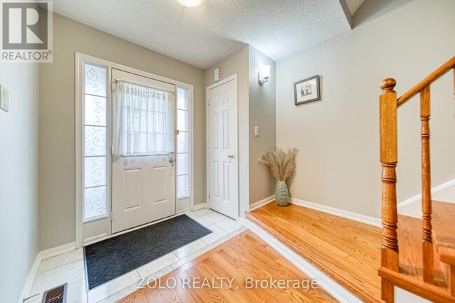 Building Photo - 33 Celadine Dr