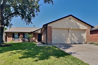 Building Photo - 14126 Barrone Dr