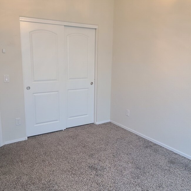 Building Photo - 3703 N 298th Dr