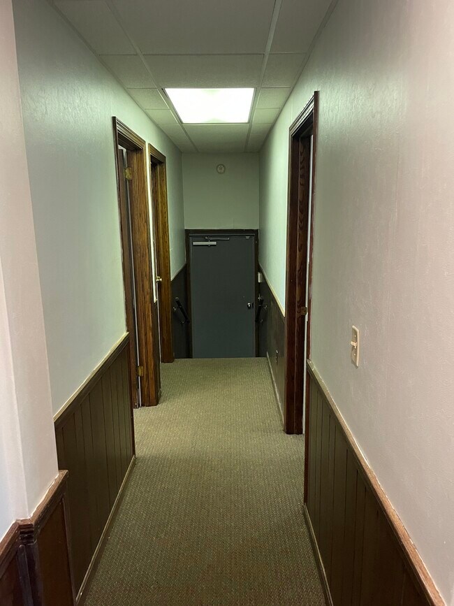 Building Photo - 1004 Butler Avenue, Unit 4