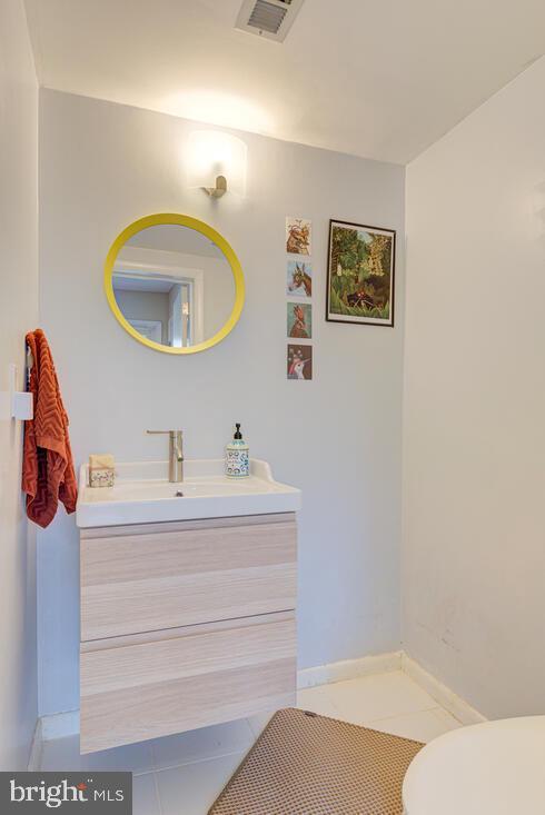 Foto del edificio - 11621 Newbridge Ct