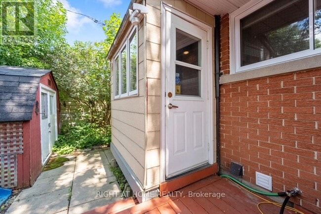 Photo du bâtiment - 1252 Tompkins St