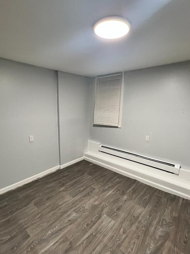 Foto del edificio - 517 N Indiana Ave