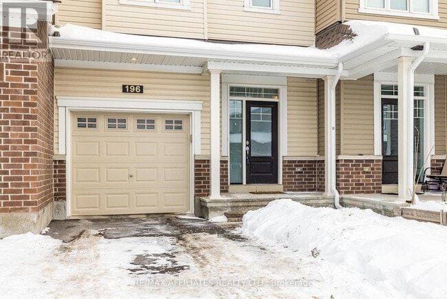 Building Photo - 196 Bandelier Way