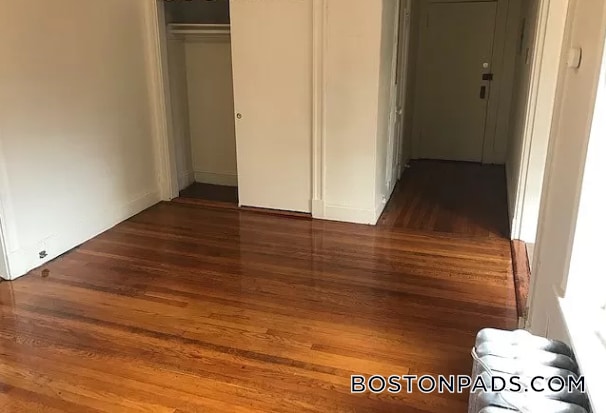 Building Photo - 1171 Boylston St