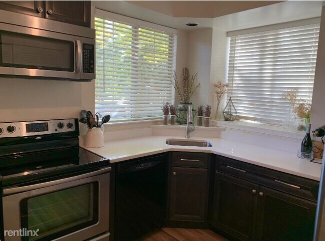 Building Photo - 1 br, 1 bath Condo - 10806 Antigua Ter