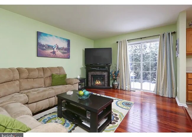 Foto del edificio - 32 Grandview Ave