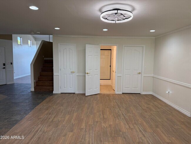 Foto del edificio - 518 W Scott Ave