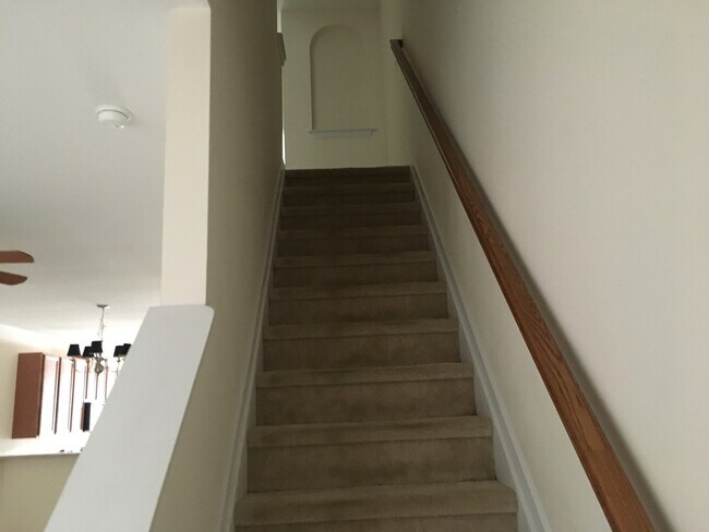 Foto del edificio - Townhouse For The Family!!