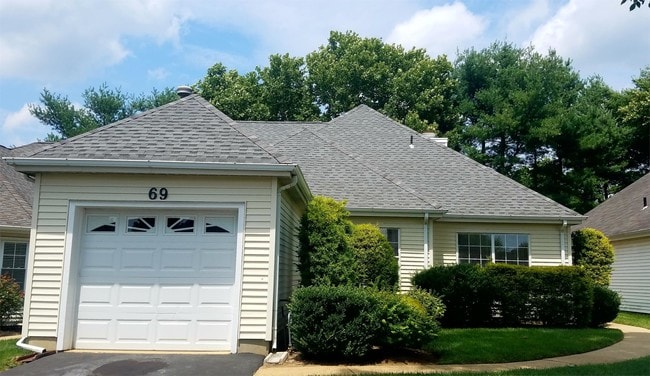 Building Photo - 69 Hazel Dr