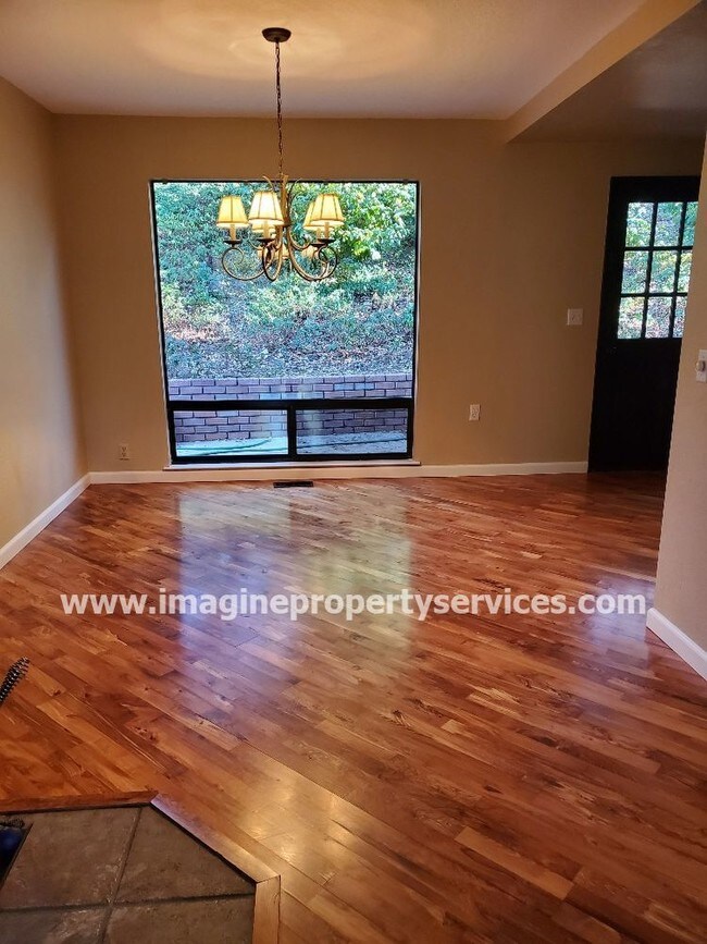 Building Photo - Beautiful Cameron Park Home For Rent