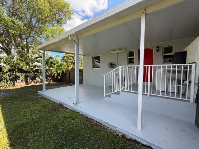 Foto del edificio - 2740 SW 32nd Ave