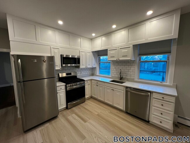 Foto del edificio - 158 Holland St