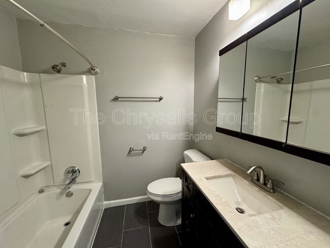 Foto del edificio - 606 E McKinley Rd