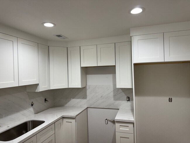 Foto del edificio - 5521-5523 Missie Way