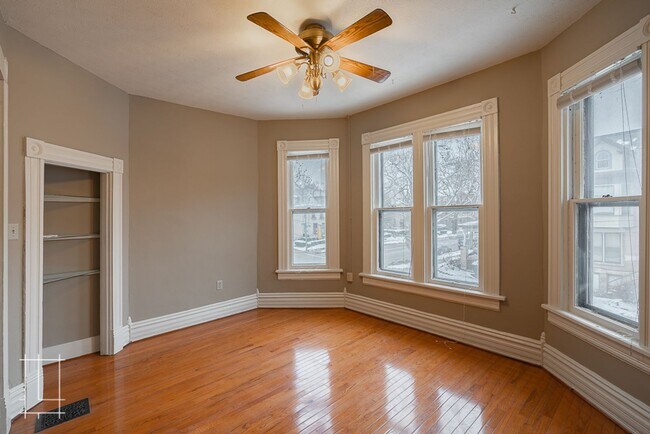 Foto del edificio - 772 Neil Ave