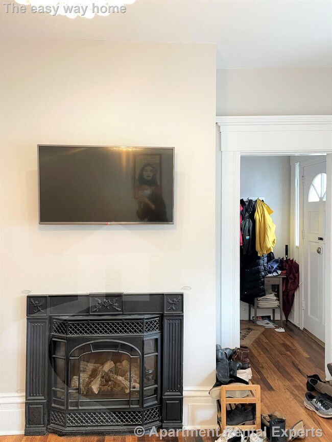 Building Photo - 2 Worcester St