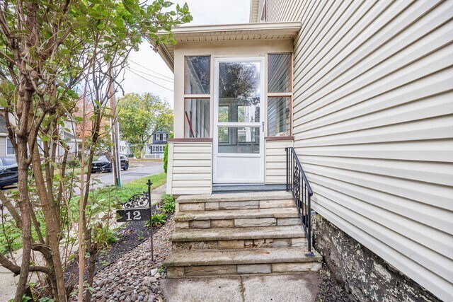 Foto del edificio - 12 Benton St