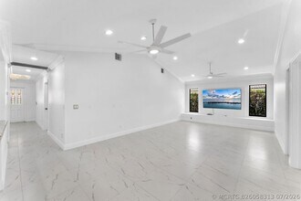 Building Photo - 2244 Quail S Rdg