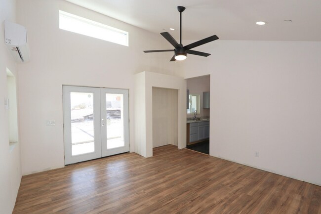 Foto del edificio - 10900 Telimo Way