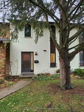 Building Photo - 183 Millbank Dr