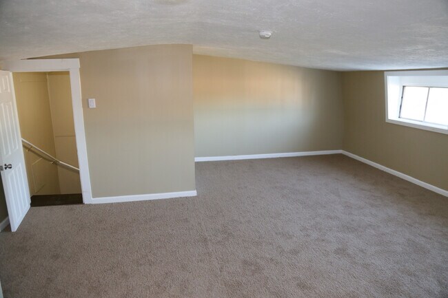 Building Photo - 4638 Reisterstown Rd