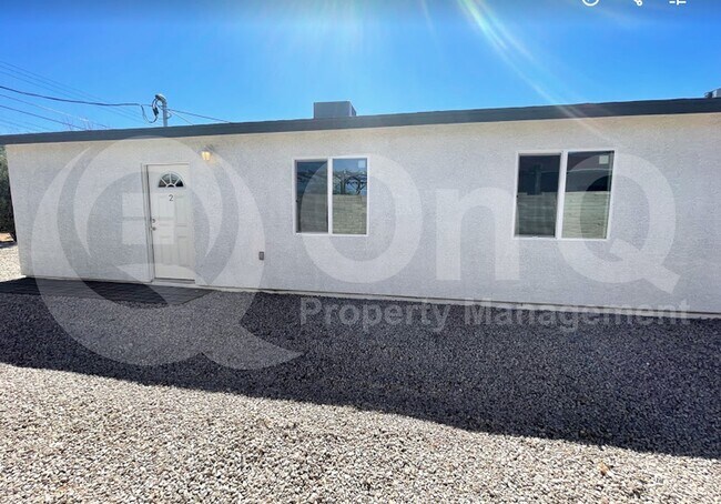 Building Photo - 207 W Oklahoma St