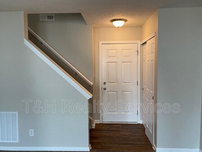 Building Photo - 11408 High Grass Dr
