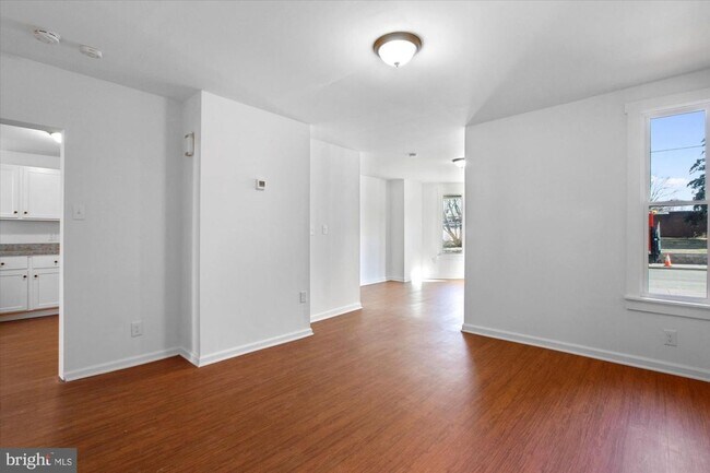 Foto del edificio - 239 Centennial Ave