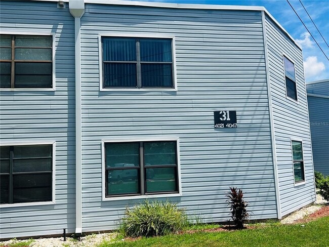 Building Photo - 4045 Atrium Dr